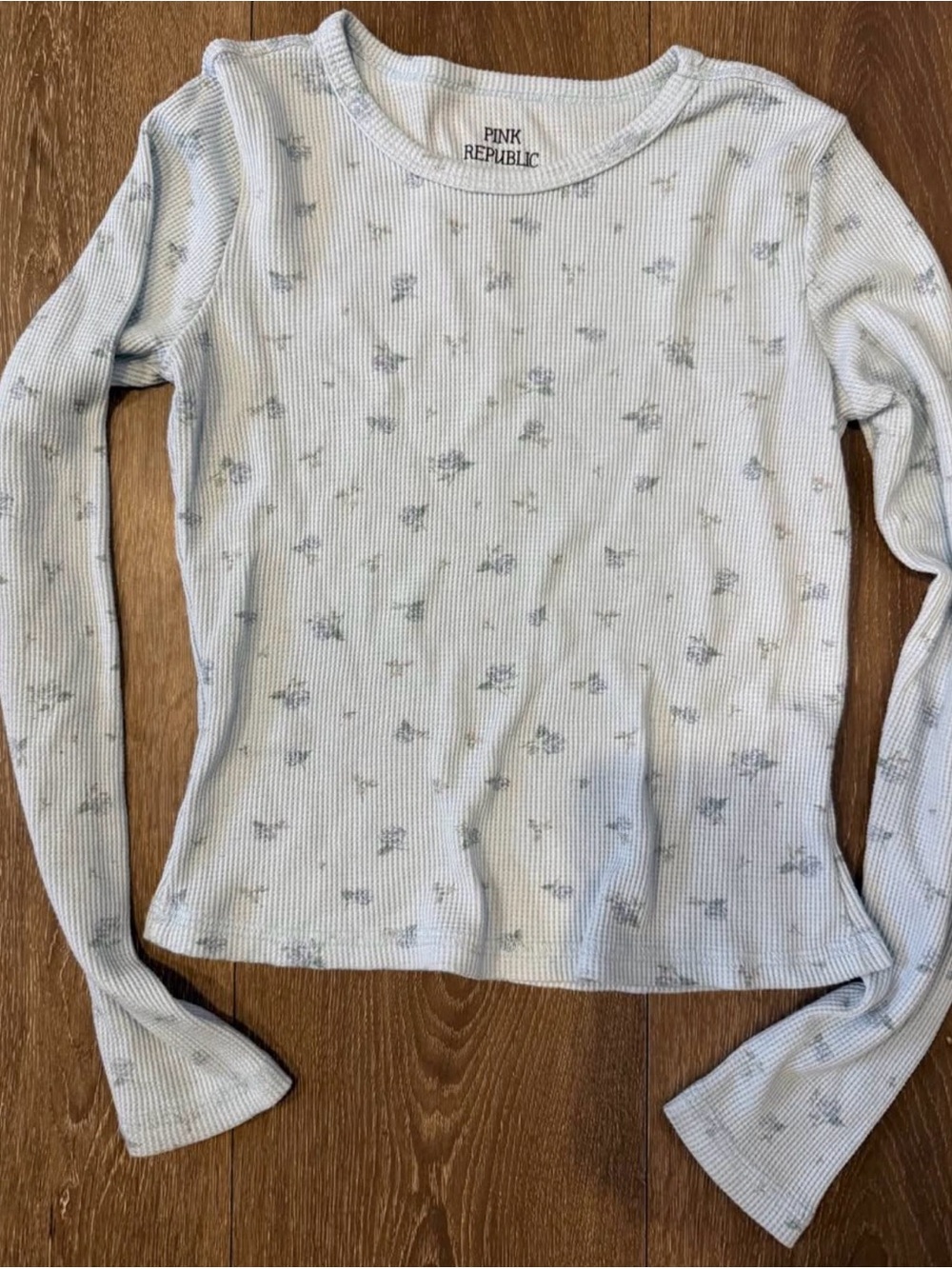 Pink Republic Light Blue Floral Ribbed Long-Sleeve Top